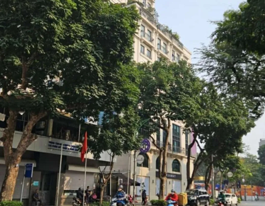 Nhà Mặt Phố Độc Tôn Kề Hồ Hoàn Kiếm, Tiềm Năng Trung Tâm Thương Mại Cao Cấp... Bán nhà mặt phố tại Cửa Nam, Hà Nội 01
