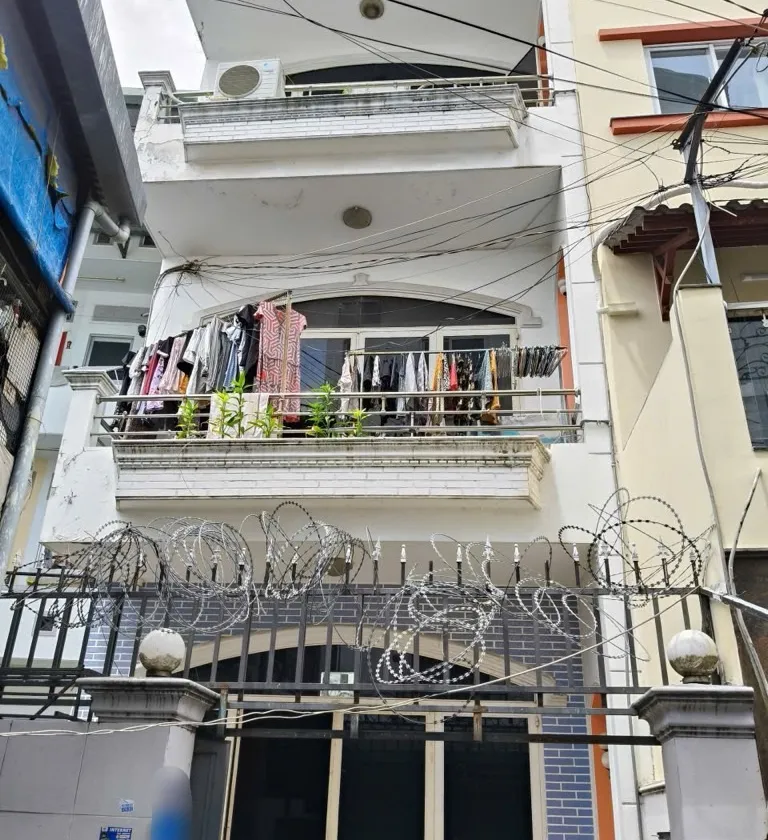 Bán nhà phố 4 tầng tại Phường 15, Quận 10, diện tích 148m2 mặt tiền 8.5m... Bán owner_side tại Hòa Hưng, Hồ Chí Minh 01