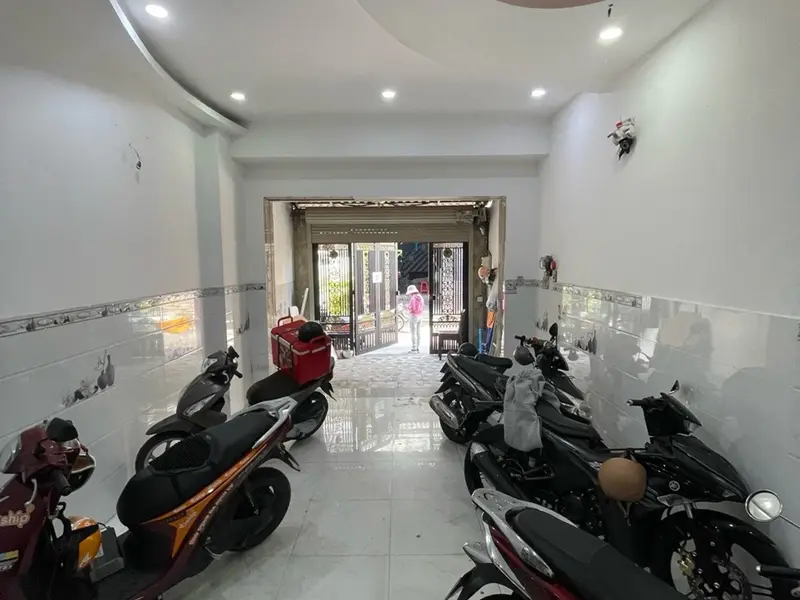 Nhà 5 tầng 9 phòng tại Tân Bình giá 8.9 tỷ... Bán nhà riêng tại Phú Thọ Hòa, Hồ Chí Minh 01