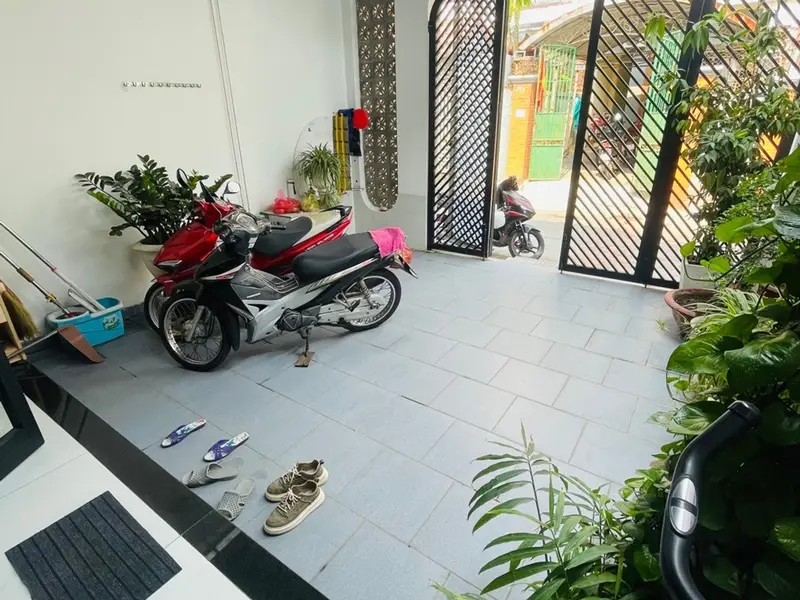 Nhà 3 tầng 4 phòng ngủ gần biển ở Phó Đức Chính... Bán nhà riêng tại An Hải, Đà Nẵng 01