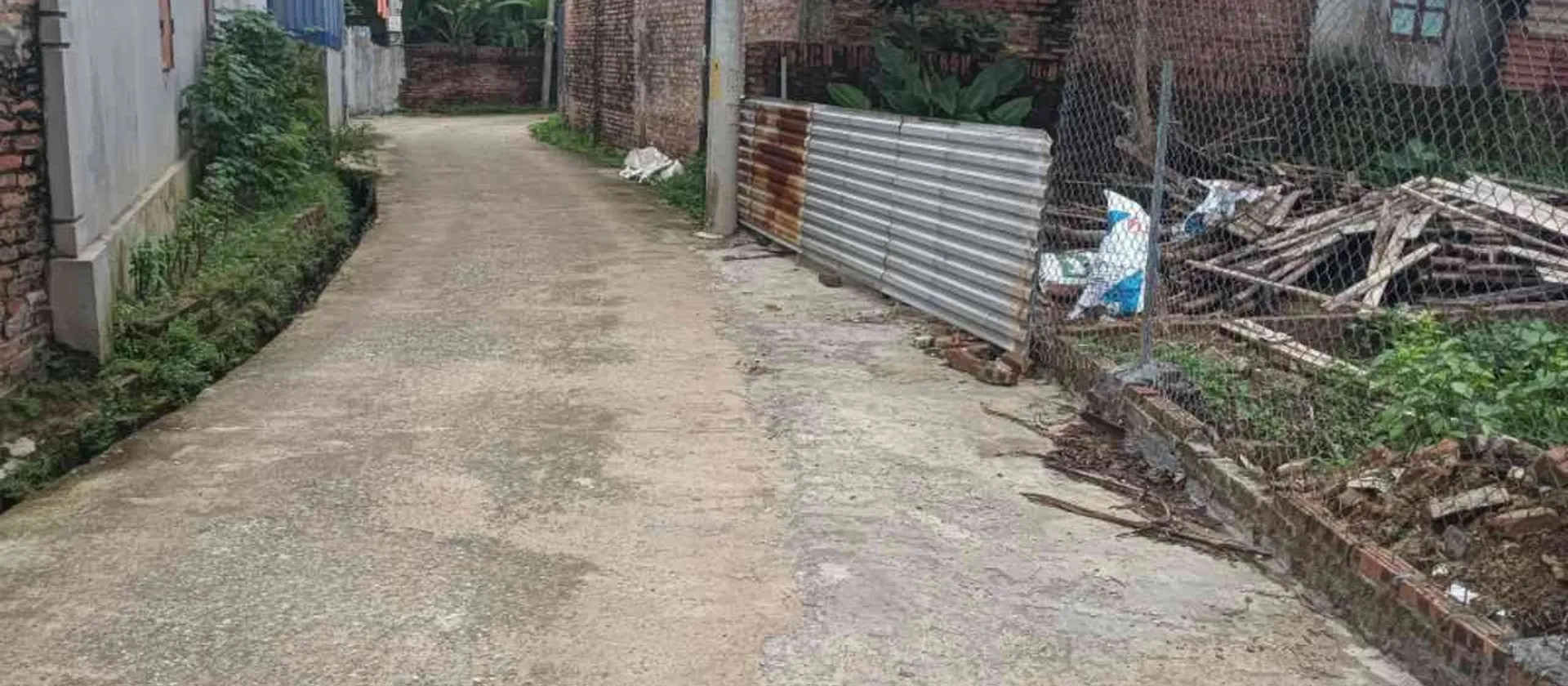 🔥🔥🔥Diện tích 100m2 full thổ cư, thửa đất vuông vắn, đường trước đất rộng 4, 5 mét thông ô tô... Bán đất tại Trung Giã, Hà Nội 01