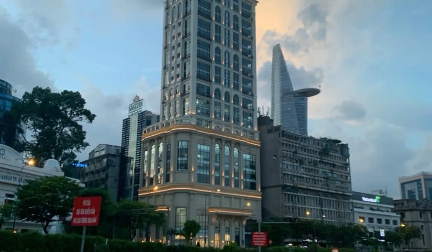 Quỹ Đất Mặt Tiền Võ Văn Kiệt Đẳng Cấp Tại Trung Tâm Quận 1... Bán nhà mặt phố tại Cầu Ông Lãnh, Hồ Chí Minh 01