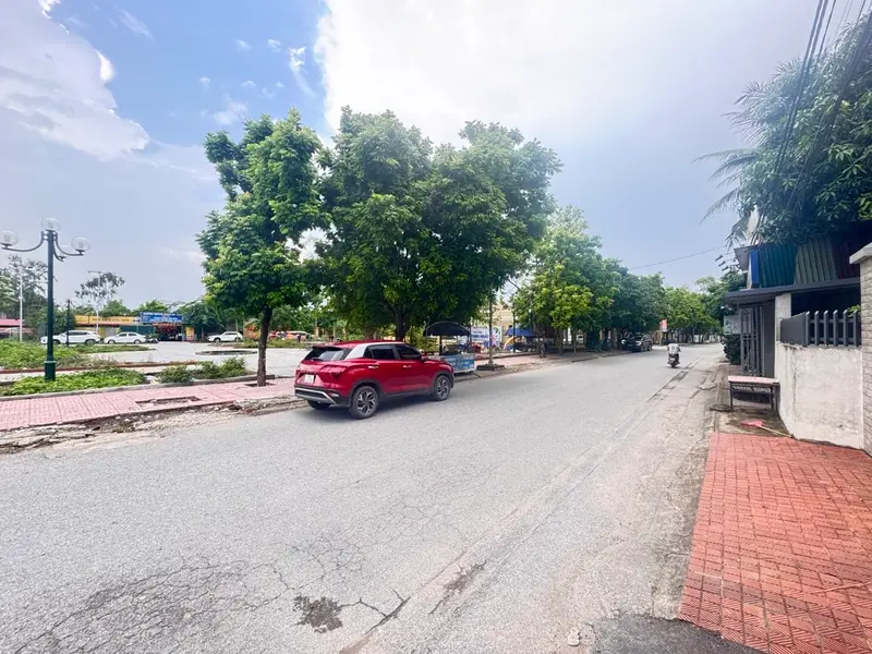 🌺CÔNG VIÊN KIM QUY - OTO VÀO ĐẤT - CÁCH ĐƯỜNG ĐÀO DUY TÙNG 70M - CÁCH QUỐC LỘ 3 CHỈ 300M🌺
Uy Nỗ,... Bán owner_side tại Đông Anh, Hà Nội 01