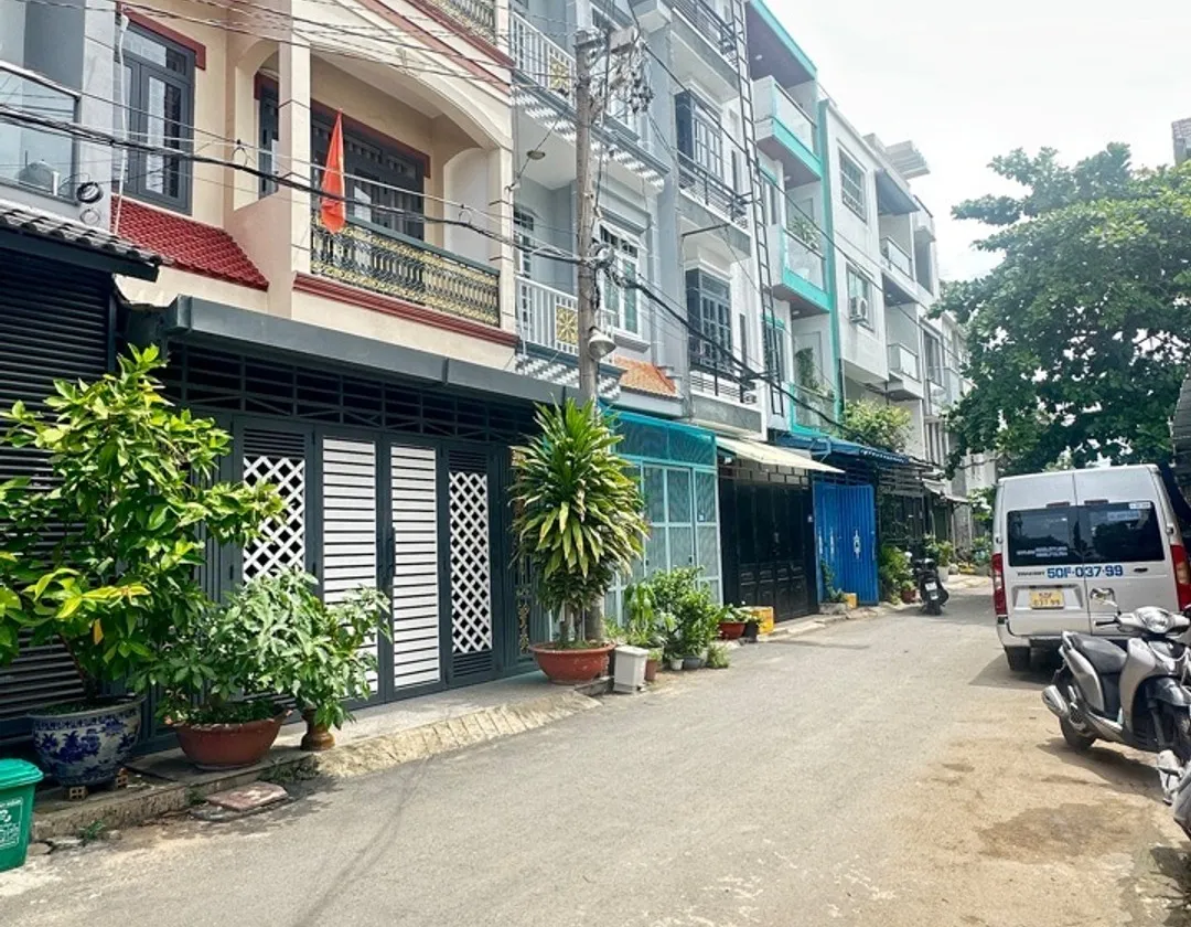 Nhà 3 tầng hẻm ô tô gần Emart Phan Huy Ích, Gần 70m, mới ở ngay, giá 9,3 tỷ... Bán nhà riêng tại An Hội Tây, Hồ Chí Minh 01