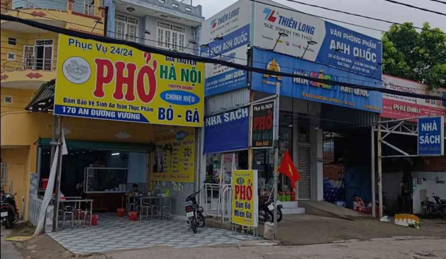 Nhà phố mặt tiền rộng tại trung tâm kinh doanh quận 8... Bán nhà mặt phố tại Phú Định, Hồ Chí Minh 01