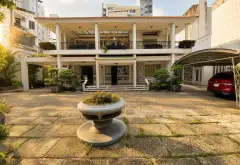 Biệt phủ Phú Nhuận đẳng cấp giữa trung tâm TP HCM SỞ HỮU LÀ ĐẲNG CẤP 🤩... Bán nhà mặt phố tại Phú Nhuận, Hồ Chí Minh 01