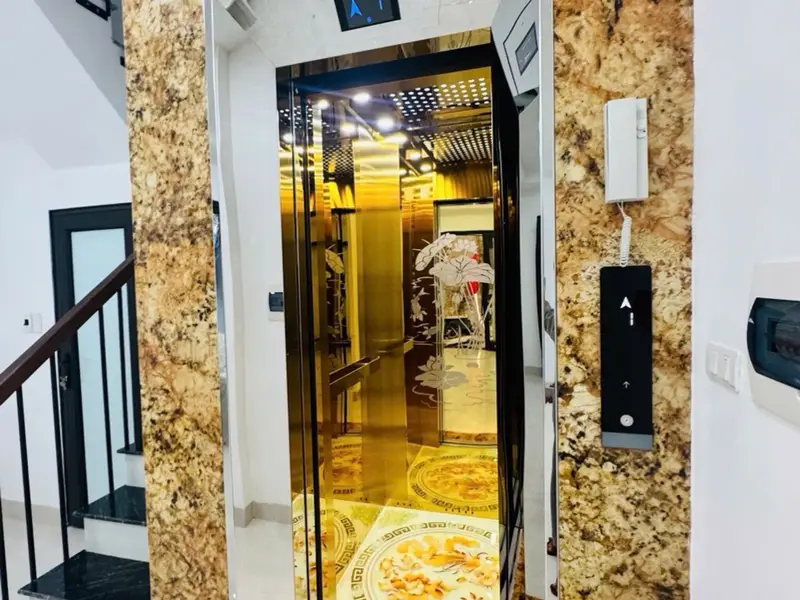 Nhà 6 tầng thang máy, 3 mặt thoáng tại Phường Nghĩa Đô, Hà Nội giá 10.5 tỷ... Bán nhà riêng tại Nghĩa Đô, Hà Nội 01