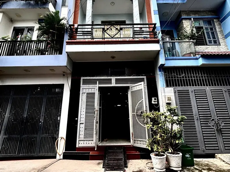Nhà 3 tầng 60m² sát mặt tiền đường nhựa 6m Bình Tân... Bán nhà riêng tại Bình Hưng Hòa, Hồ Chí Minh 01
