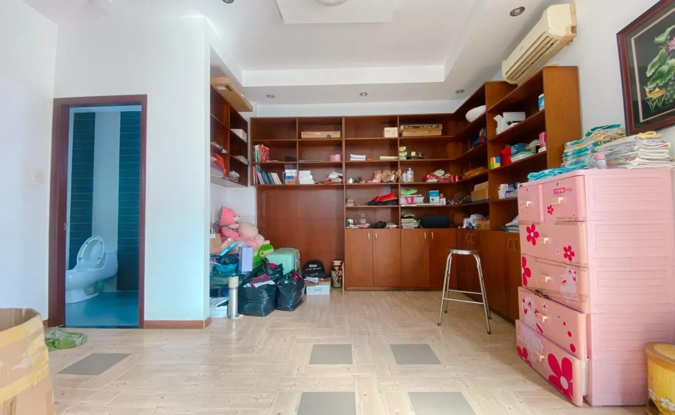 Cơ hội hiếm có tại Quận 10 - Nhà riêng 4 tầng góc 3 mặt thoáng giá tốt... Bán nhà riêng tại Hòa Hưng, Hồ Chí Minh 01