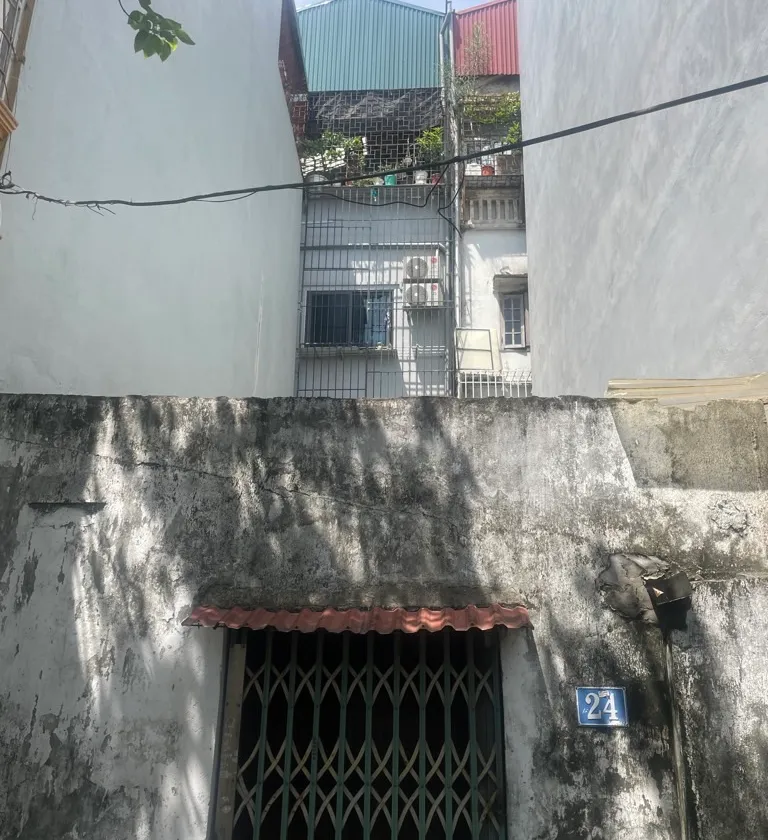 Đất vàng Thanh Xuân NGUYỄN LÂN GẦN PHỐ - Ô TÔ ĐỒ CỬA - TRUNG TÂM NGÃ TƯ SỞ - VIEW SÂN BÓNG... Bán đất tại Phương Liệt, Hà Nội 01
