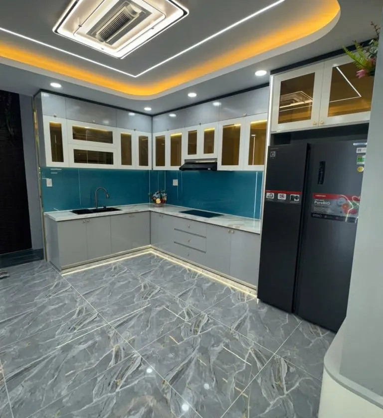 🔥 LÂM THỊ HỐ – HẺM TẢI THÔNG – NGAY HIỆP THÀNH CITY – 4×15M – 5 TẦNG – 4PN – GARA Ô TÔ – FULL NỘI... Bán nhà riêng tại Trung Mỹ Tây, Hồ Chí Minh 01