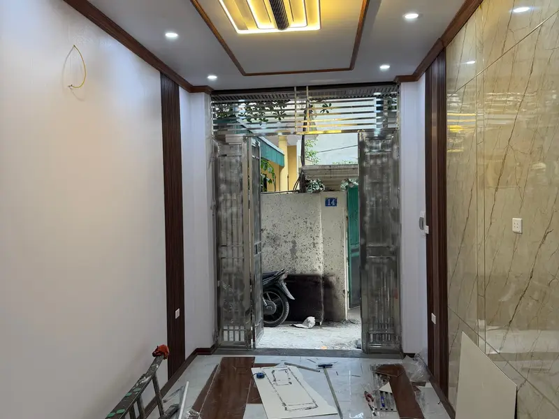 Nhà nhỏ xinh, ngõ thẳng tắp, đi bộ ra phố trong tích tắc... Bán nhà riêng tại Lĩnh Nam, Hà Nội 01