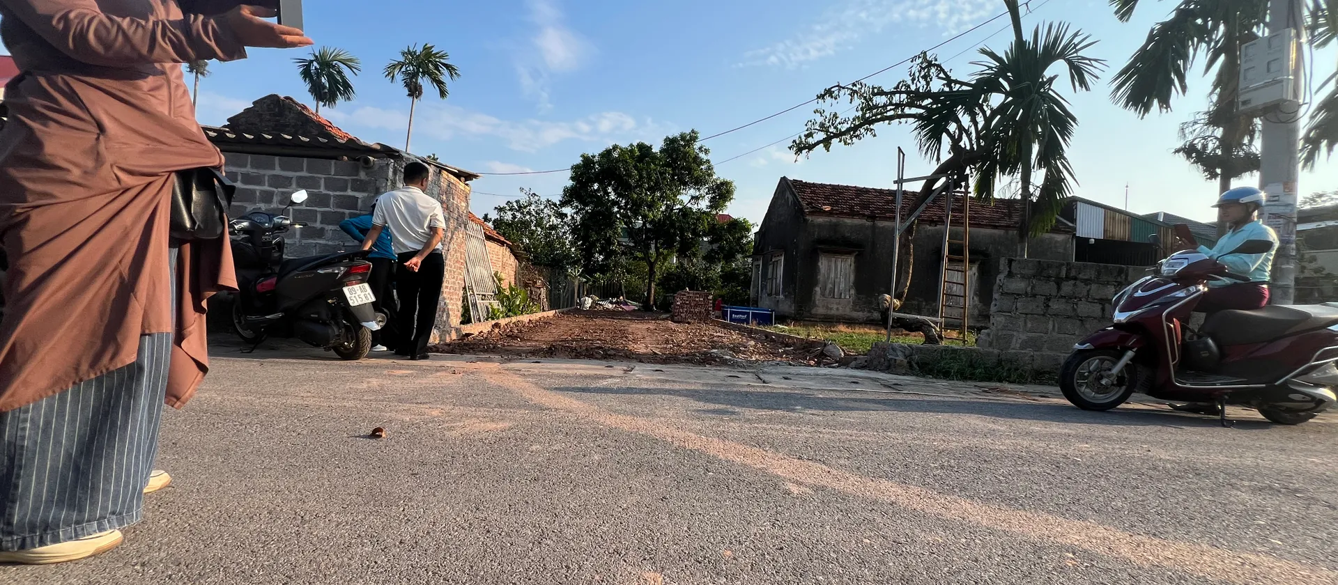 Bán 100m đất Bãi sậy - Triệu Việt Vương-
Hưng Yên - Đường Thông,rộng 6m, oto đỗ cửa... Bán đất tại Triệu Việt Vương, Hưng Yên 01