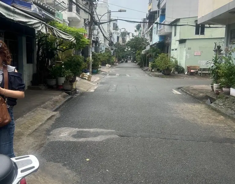 Bán nhà mặt phố 4 tầng Quận 6 diện tích 98m², giá 16.5 tỷ... Bán nhà mặt phố tại Bình Phú, Hồ Chí Minh 01
