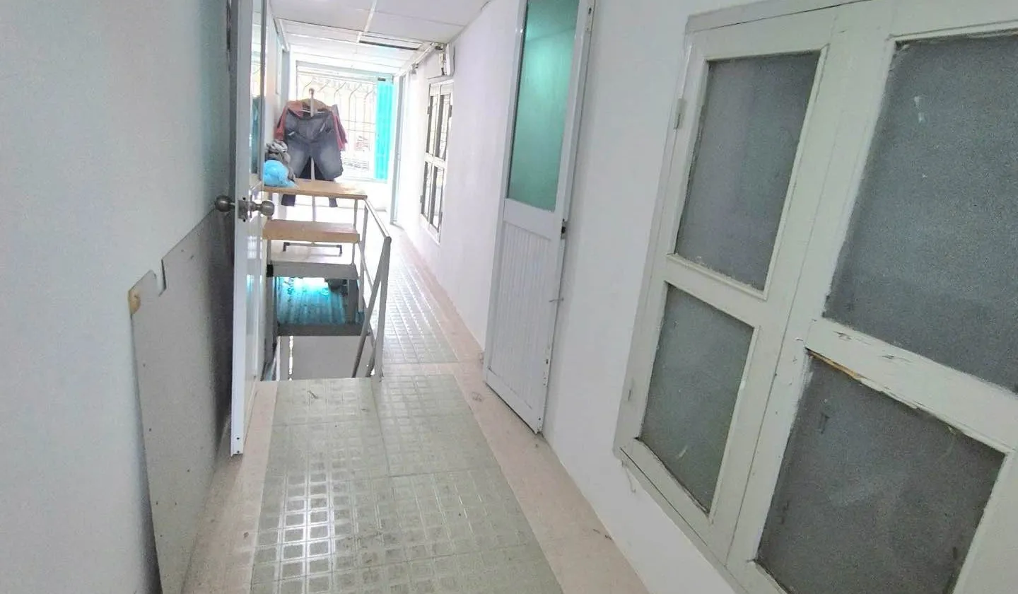Nhà 3 tầng Lạc Long Quân giá hấp dẫn, nhận ngay quà xịn... Bán nhà riêng tại Bảy Hiền, Hồ Chí Minh 01