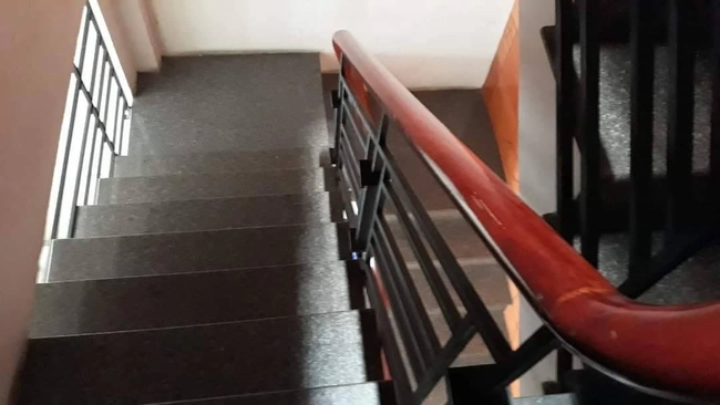 Bán nhà Lê thúc hoạch - Phú thọ hòa - Tân phú
* Dt : 4m x 16m 64m2
* 5 tầng
* Giá : 8.2 Tỷ tại Hồ Chí Minh 02