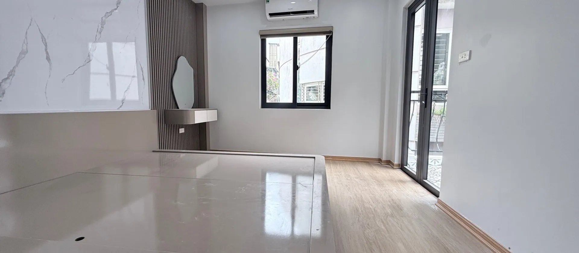 Nhà lô góc Đội Cấn đang hot - cơ hội đầu tư hiếm có, ở ngay giá tốt... Bán nhà riêng tại Ngọc Hà, Hà Nội 01