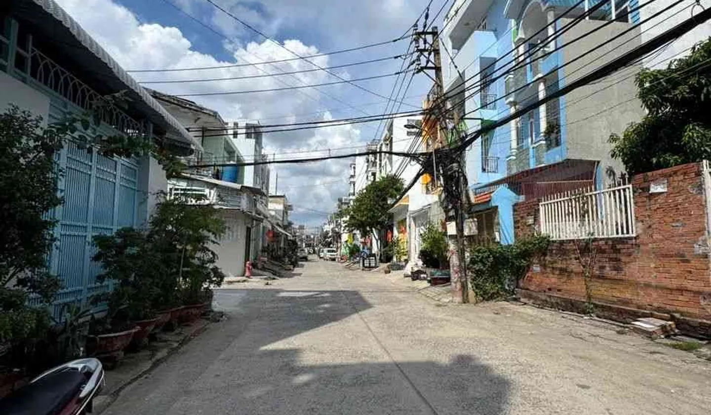 Nhà 3 Tầng Xinh Xắn Dễ Thở Ngay An Lạc Bình Tân... Bán nhà riêng tại An Lạc, Hồ Chí Minh 01