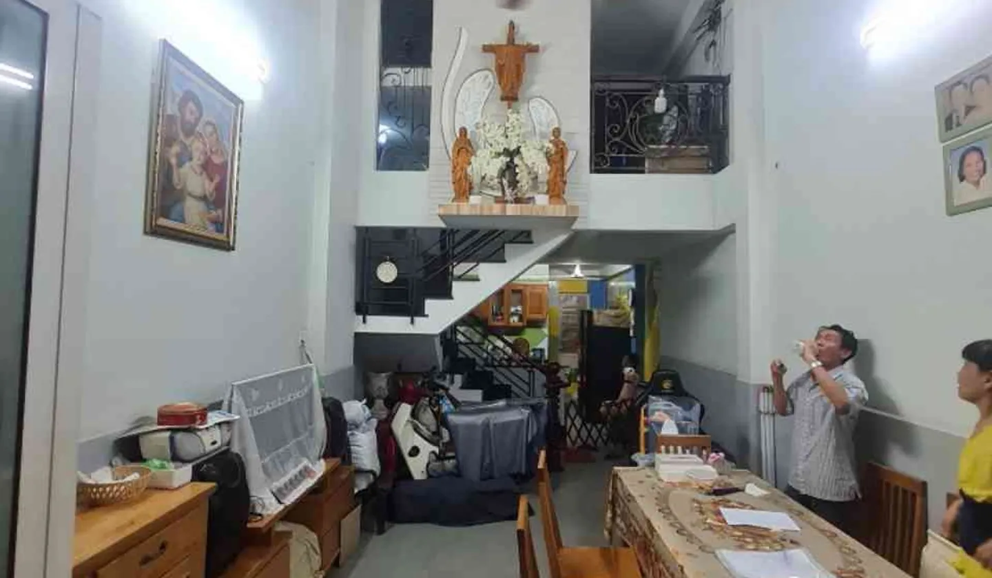 Nhà phố Hùng Vương sang trọng với thiết kế hiện đại, phù hợp kinh doanh và nghỉ dưỡng riêng tư... Bán nhà riêng tại Vườn Lài, Hồ Chí Minh 01