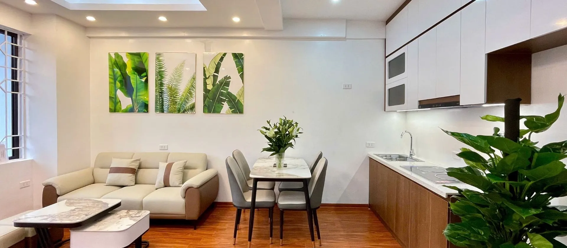 Bán căn hộ 2 phòng ngủ tại Xuân La, Tây Hồ, giá 5.57 tỷ... Bán căn hộ chung cư tại Tây Hồ, Hà Nội 01