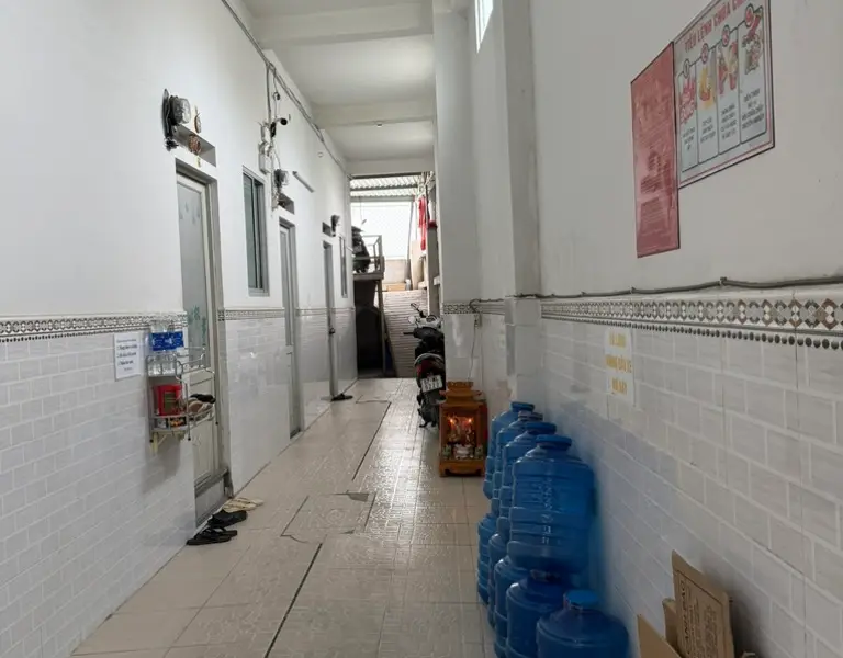 BÁN TÒA CHDV PHÚ THUẬN, QUẬN 7 – 36 PHÒNG, DÒNG TIỀN 100 TRIỆU/THÁNG... Bán nhà riêng tại Phú Thuận, Hồ Chí Minh 01