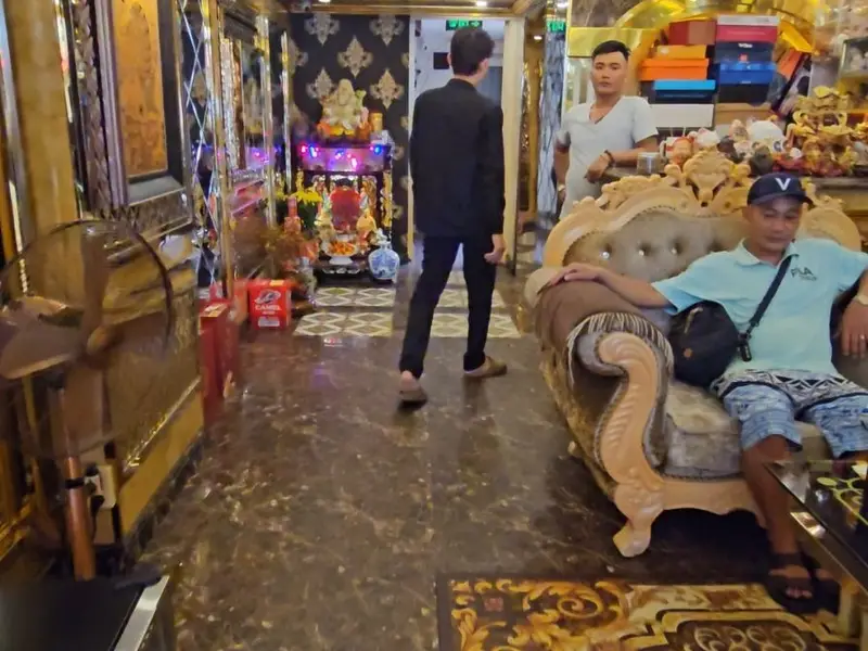 Tòa nhà mặt phố hai mặt tiền, chuẩn sống thượng lưu giữa trung tâm đô thị... Bán nhà mặt phố tại Bàn Cờ, Hồ Chí Minh 01
