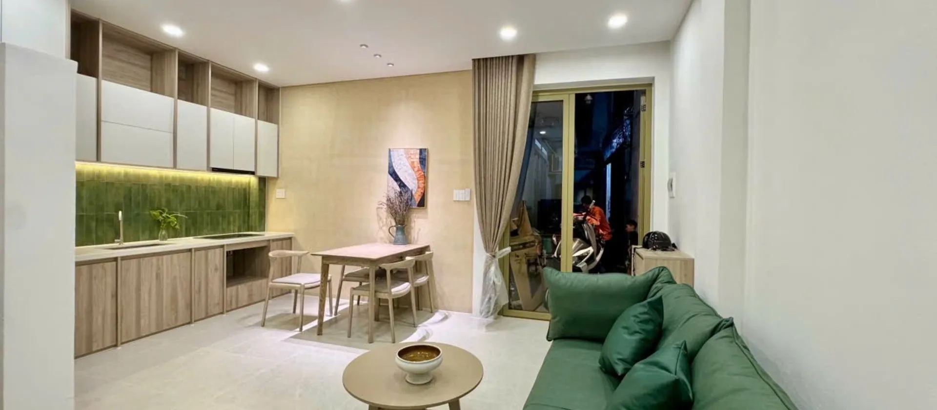 Nhà 3 tầng kiên cố tại Thích Quảng Đức, Đức Nhuận, Phú Nhuận giá 5.45 tỷ... Bán nhà riêng tại Đức Nhuận, Hồ Chí Minh 01