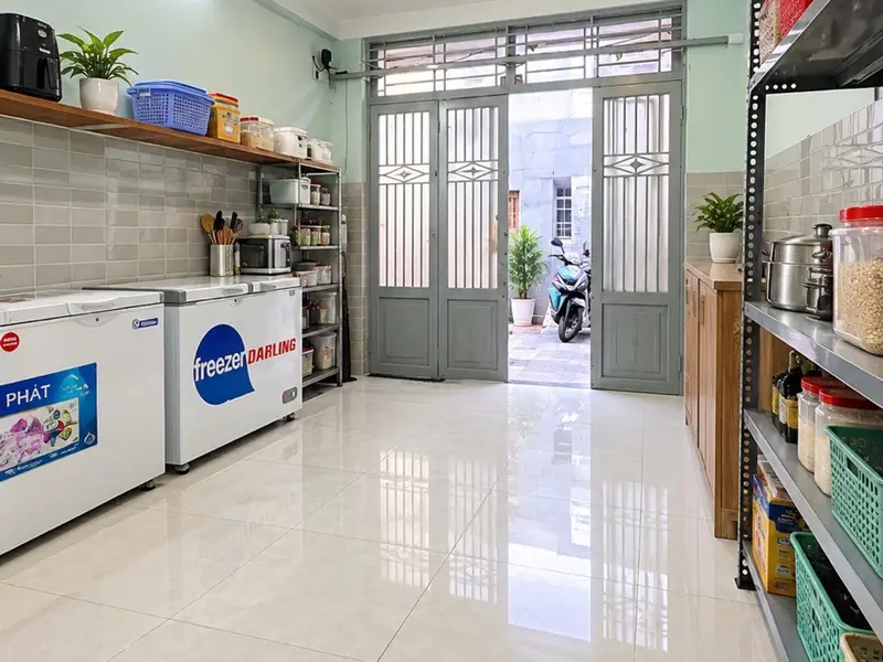Nhà 2 tầng nhỏ xinh sát mặt tiền Đội Cung, đầu tư sinh lời ngay... Bán nhà riêng tại Phú Thọ, Hồ Chí Minh 01