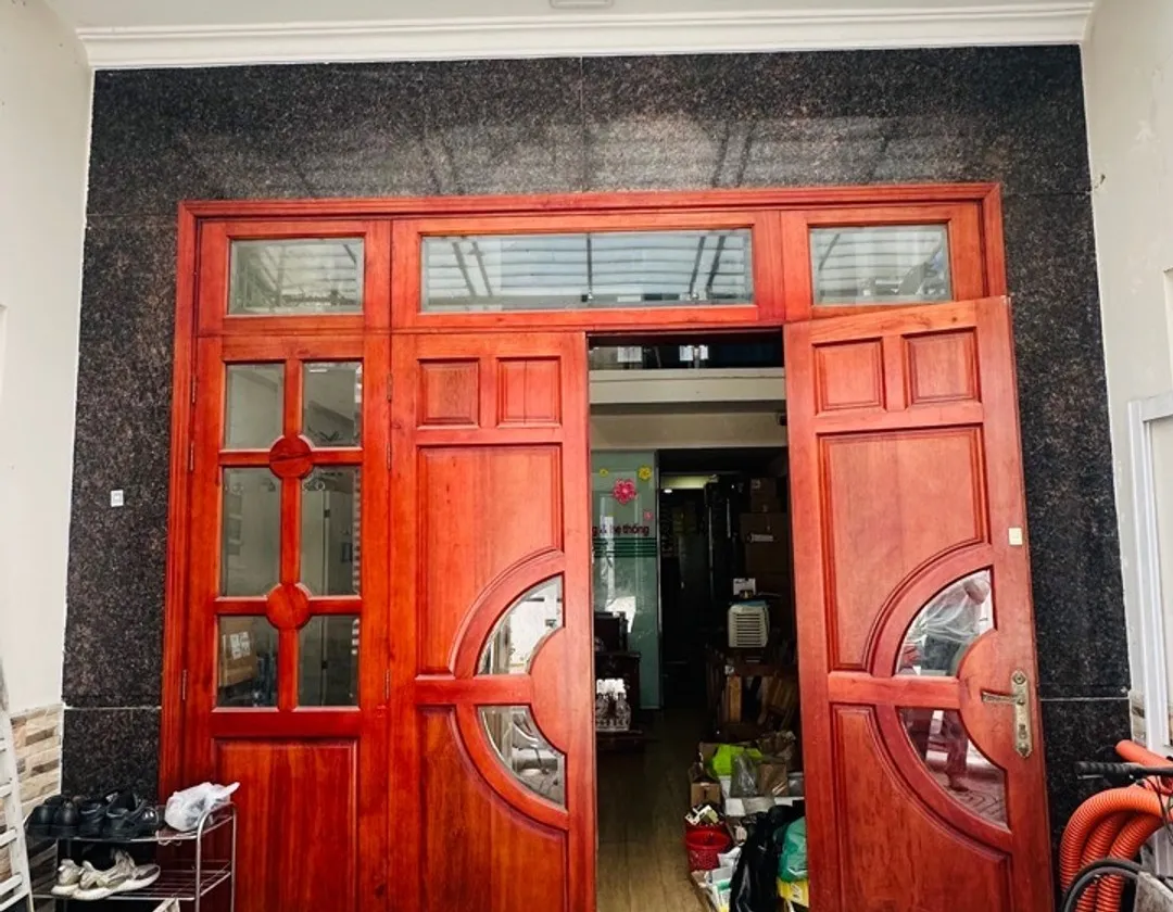 Nhà sang trọng 5 tầng hẻm xe hơi Hoàng Bật Đạt, chủ giảm sâu... Bán nhà riêng tại Tân Sơn, Hồ Chí Minh 01