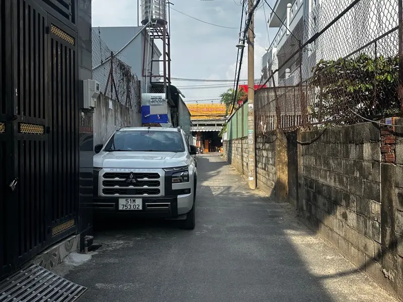 Nhà _ hẻm xe hơi _ Giá lô đất _ 4.3 * 17.5 _ nhà mới... Bán nhà riêng tại Tân Thới Hiệp, Hồ Chí Minh 01