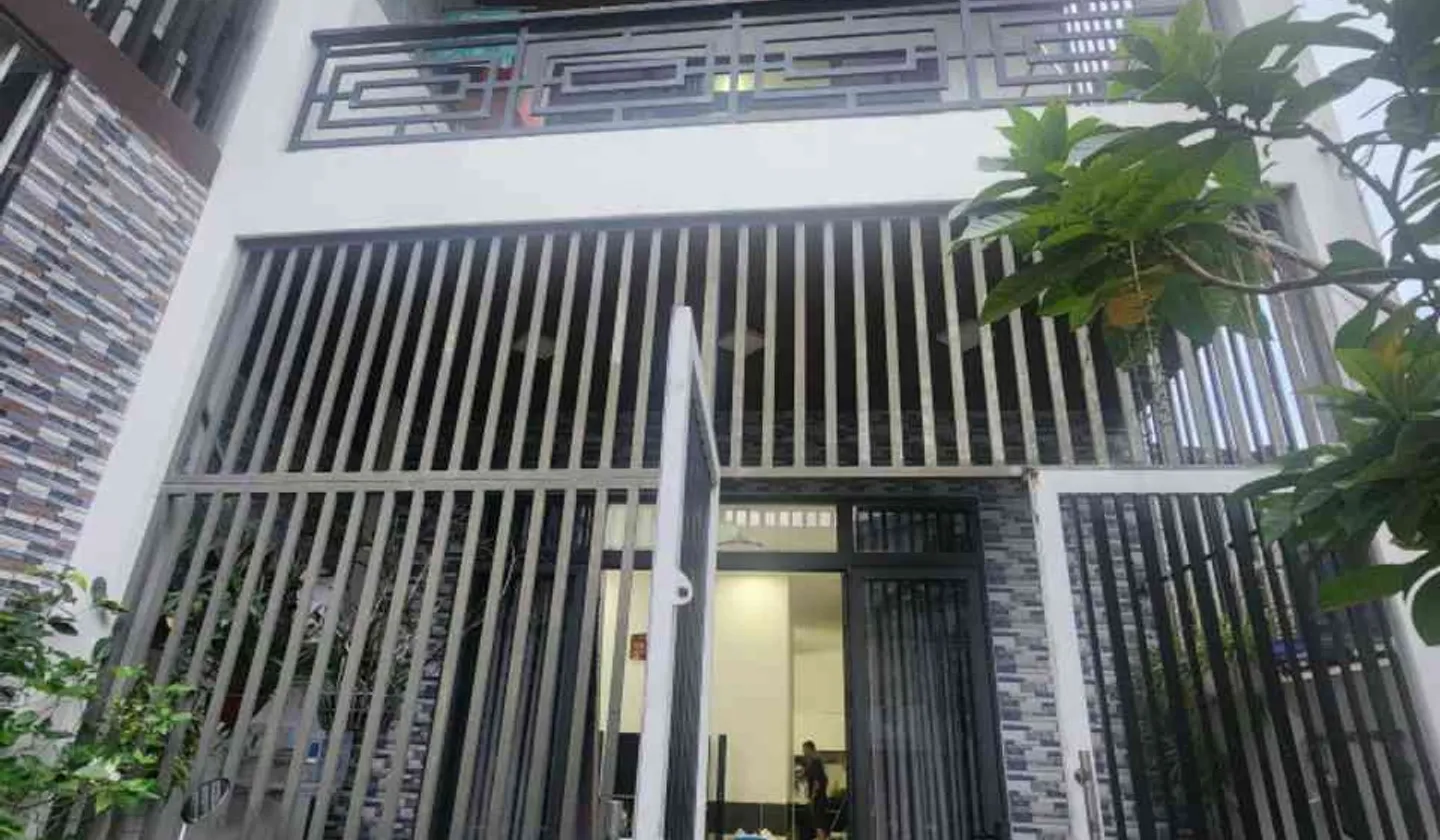 NHÀ ĐẸP KIỆT LÊ ĐỘ – FULL NỘI THẤT – CHỈ 30M RA MẶT TIỀN ✨... Bán nhà riêng tại An Khê, Đà Nẵng 01
