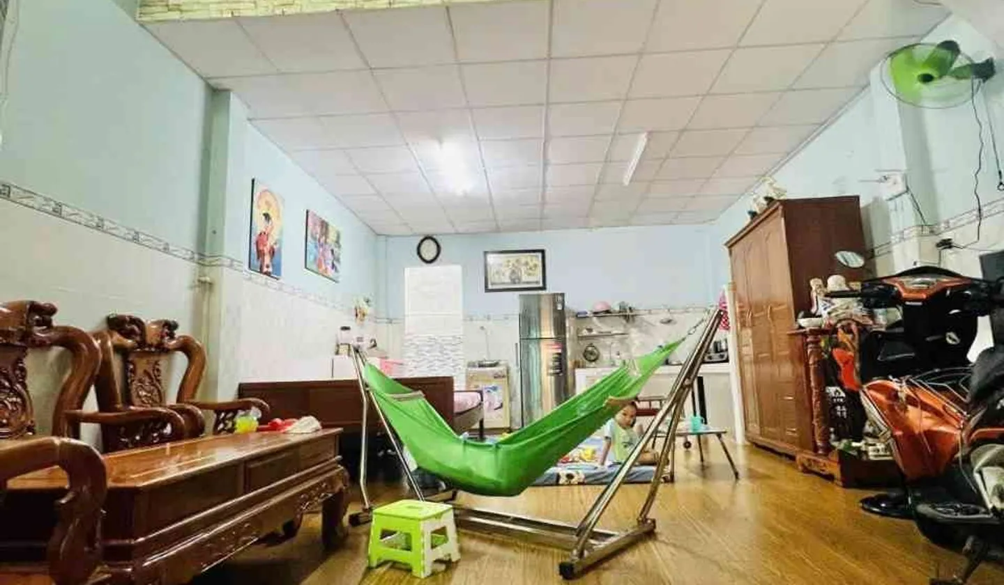 Bán nhà mặt phố 2 tầng, diện tích 62m2 tại phường Tân Sơn Nhì, Hồ Chí Minh... Bán nhà mặt phố tại Tân Sơn Nhì, Hồ Chí Minh 01