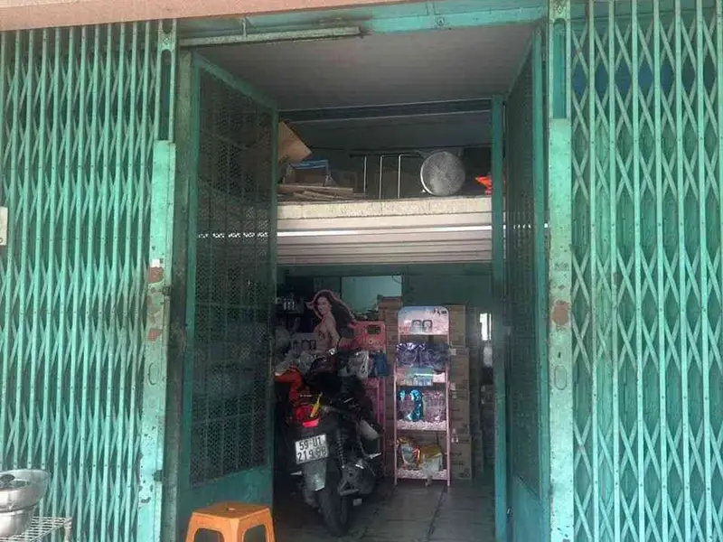 LÔ GÓC MT KINH DOANH 2 TẦNG 5X8M... Bán nhà mặt phố tại Hòa Bình, Hồ Chí Minh 01