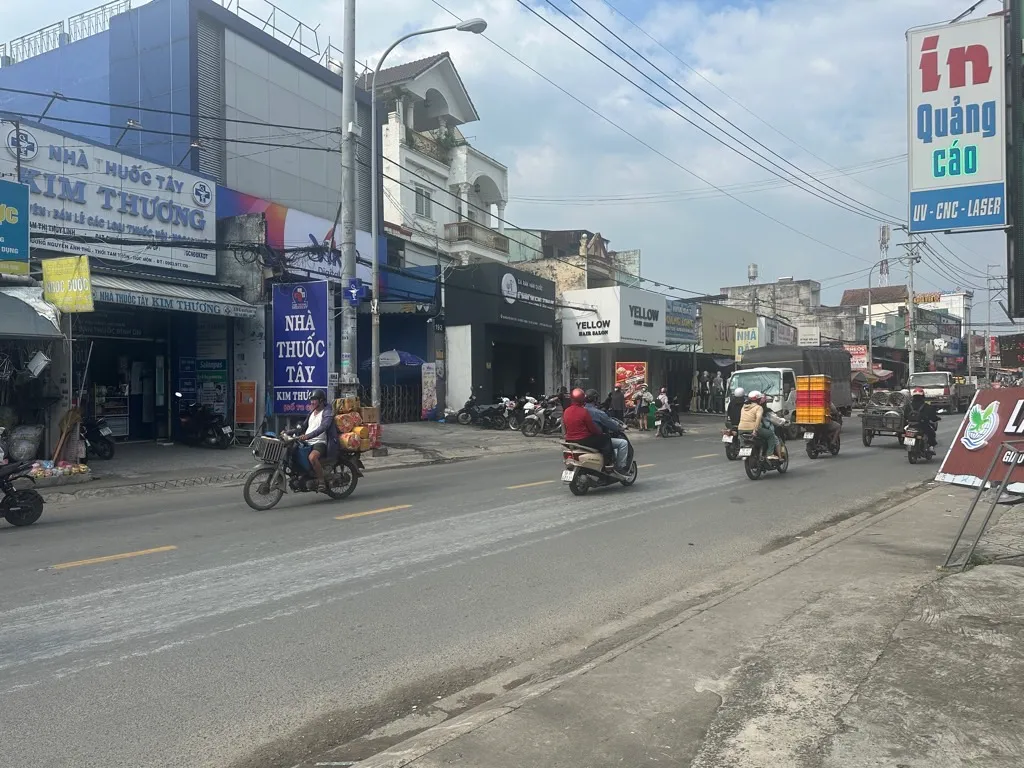 Nhà mặt tiền Nguyễn Ảnh Thủ, kề Tô Ký, ngang 5m, 8.x tỷ... Bán nhà mặt phố tại Đông Thạnh, Hồ Chí Minh 01
