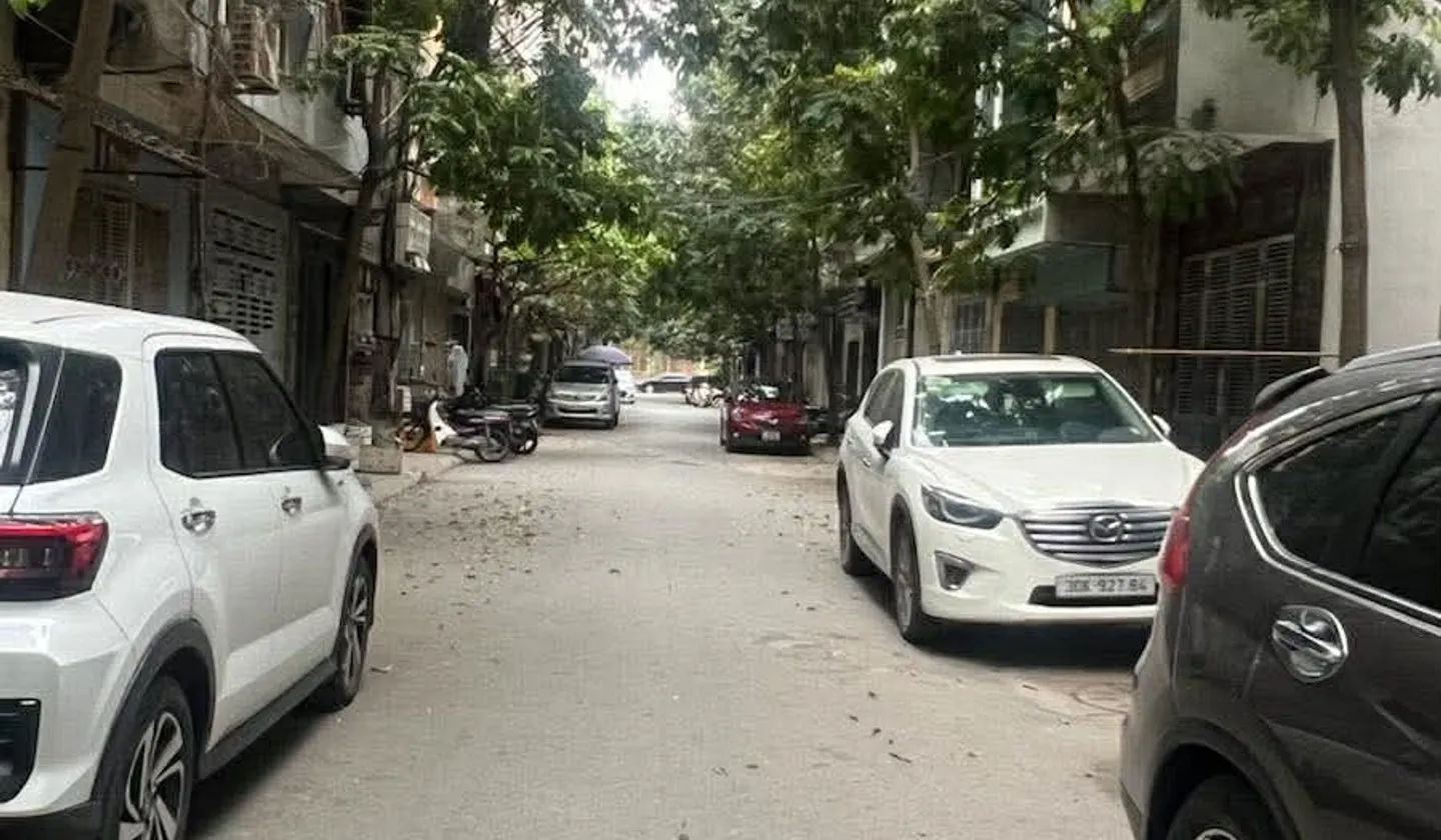 NHÀ ĐẸP KĐT VĂN QUÁN – VỈA HÈ RỘNG – ĐƯỜNG 8M – Ô TÔ TRÁNH NHAU – 14.5 TỶ... Bán nhà riêng tại Hà Đông, Hà Nội 01