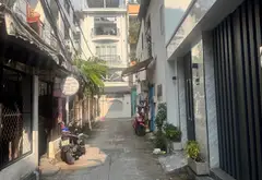 Nhà 4 tầng trung tâm gần Quận 1, phù hợp vừa ở vừa kinh doanh... Bán nhà riêng tại Chánh Hưng, Hồ Chí Minh 01