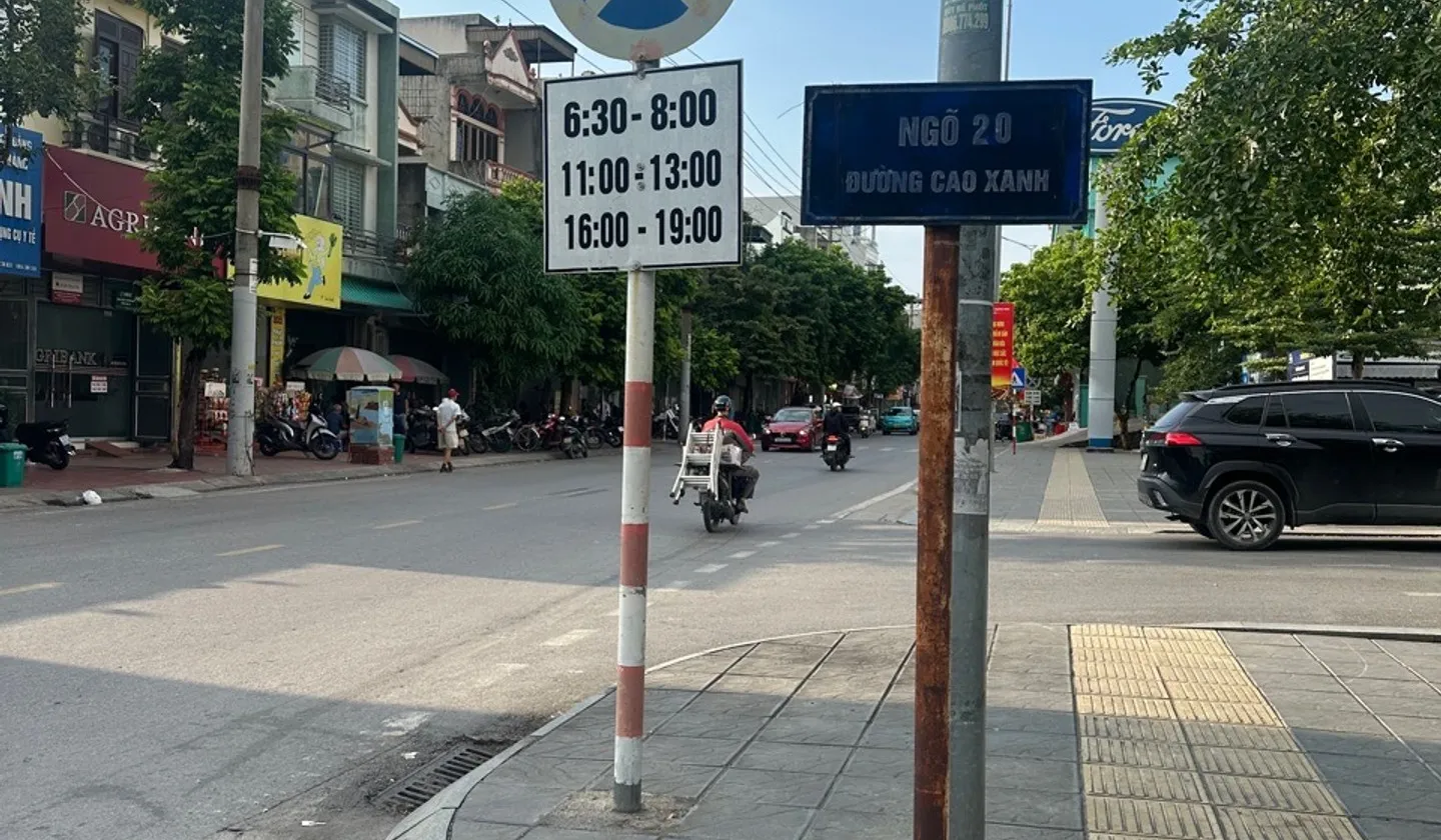 Bán gấp nhà Ngõ 20 Cao Xanh 50m ra ô tô tránh, Trung tâm, Sẵn nhà ở luôn 1.4 tỷ... Bán nhà riêng tại Cao Xanh, Quảng Ninh 01