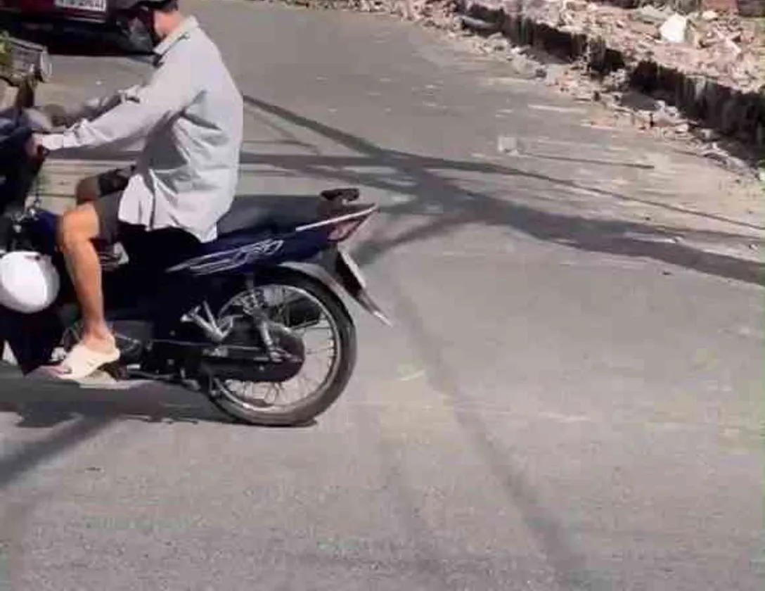 Nhà đẹp giáp Tân Phú, xe hơi vào tận nhà, chỉ hơn 8 tỷ... Bán nhà mặt phố tại Bình Hưng Hòa, Hồ Chí Minh 01