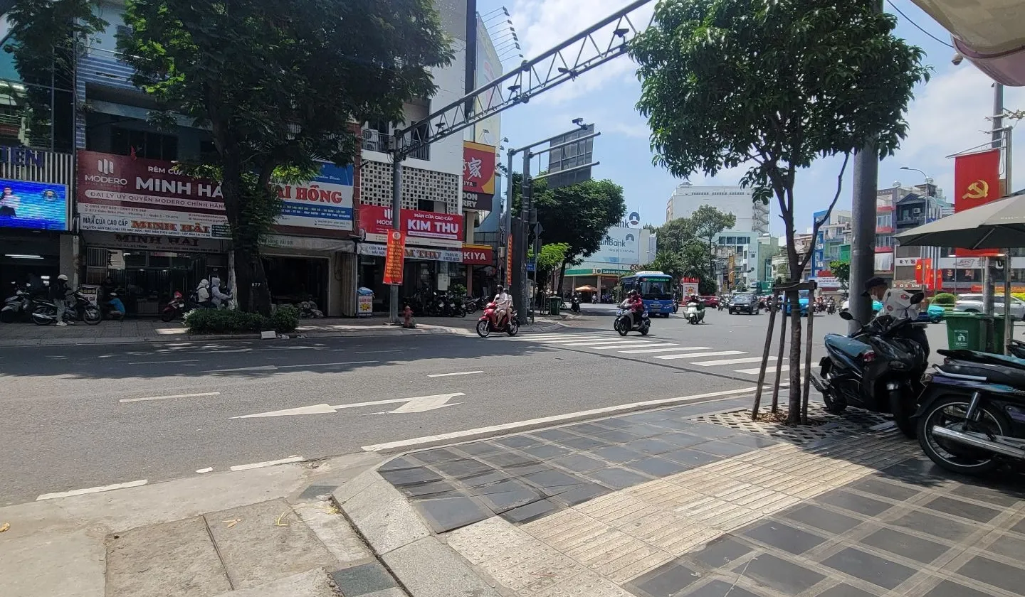 Nhà 3 Tầng Quận 10 Mới Đẹp Giá Hời, Xe Hơi Tới Nhà... Bán nhà riêng tại Vườn Lài, Hồ Chí Minh 01