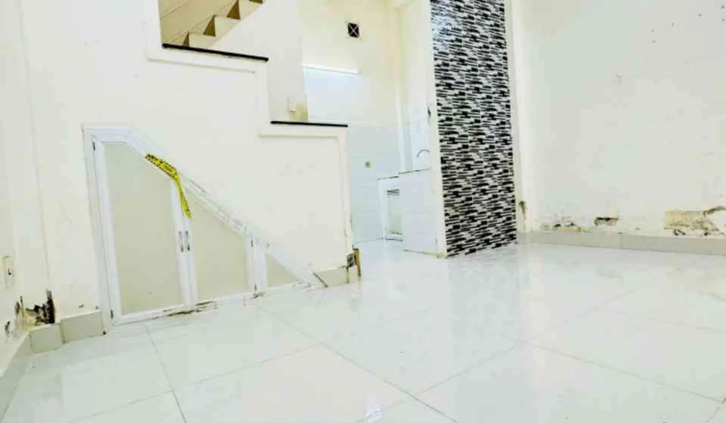 Nhà nhỏ xinh 2 tầng, sống tại Tân Định cực chất... Bán nhà riêng tại Tân Định, Hồ Chí Minh 01