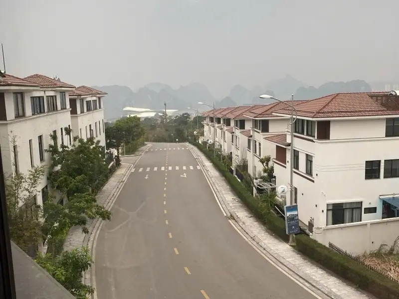 Bán biệt thự 3 tầng 150m² tại khu vực Nguyễn Văn Cừ, diện tích rộng, pháp lý đầy đủ... Bán biệt thự, liền kề tại Hạ Long, Quảng Ninh 01