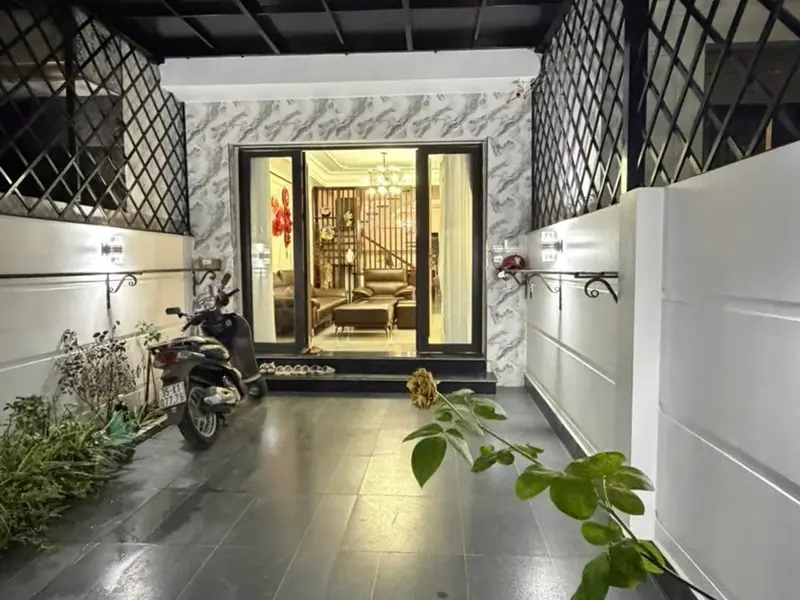 Nhà riêng sang trọng đầy phong cách tại Phương Lưu - cơ hội hiếm khó bỏ lỡ... Bán nhà riêng tại Hải An, Hải Phòng 01