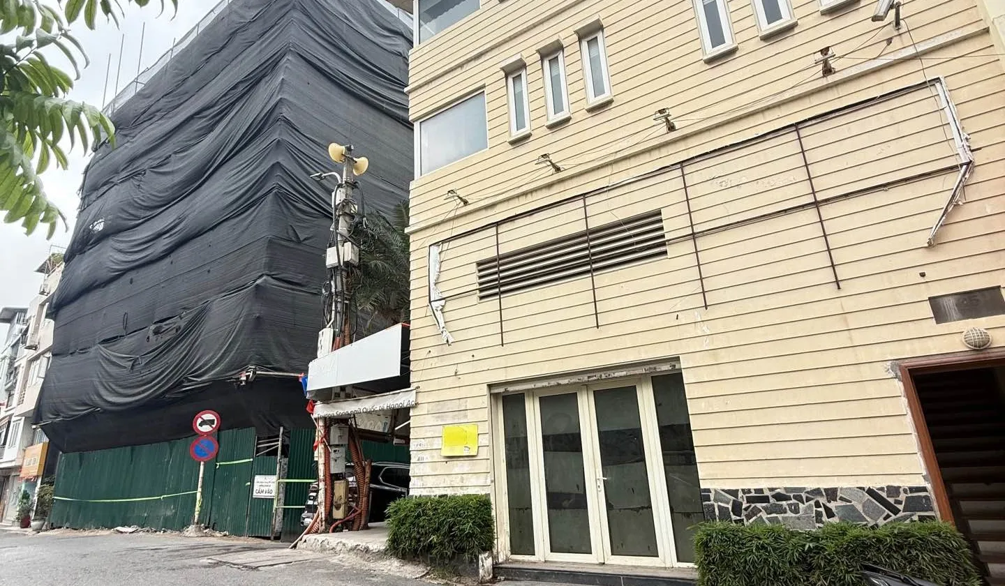 Bán nhà mặt phố Âu Cơ, lô góc, mặt tiền 10m, 70m², 5 tầng, pháp lý rõ ràng... Bán nhà mặt phố tại Tây Hồ, Hà Nội 01
