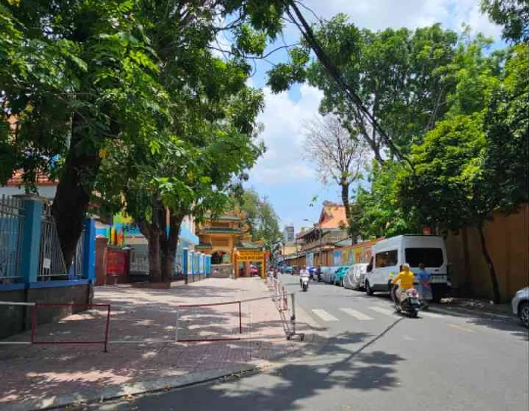 Nhà 2 mặt tiền siêu đẹp, ô tô đỗ thoải mái giá chỉ 8.2 tỷ... Bán nhà mặt phố tại Bảy Hiền, Hồ Chí Minh 01