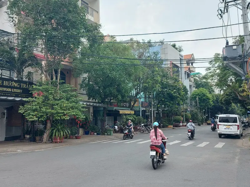 Bán nhà mặt phố 2 tầng, diện tích 90m² tại Tân Sơn Nhì... Bán nhà mặt phố tại Tân Sơn Nhì, Hồ Chí Minh 01