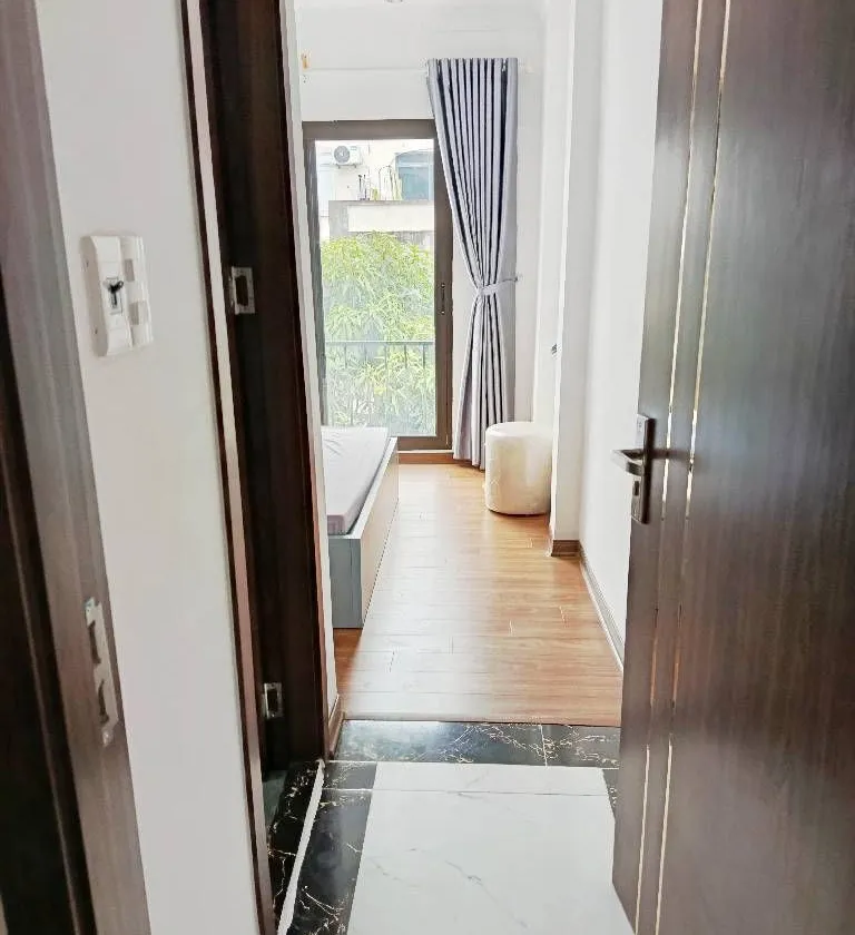Nhỉnh 8tỷ, Nhà Bát Khối lô góc 50m, 6tầng thang máy, Ô tô đỗ cổng ngày đêm!... Bán nhà riêng tại Long Biên, Hà Nội 01
