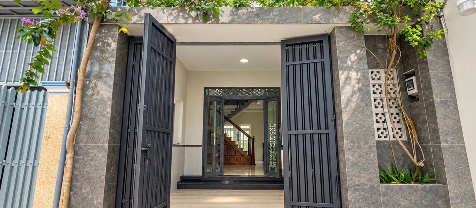 Q12 HXH trục thẳng 70M2 2 Tầng 3PN Hơn 4 Tỷ TL... Bán nhà riêng tại Tân Thới Hiệp, Hồ Chí Minh 01