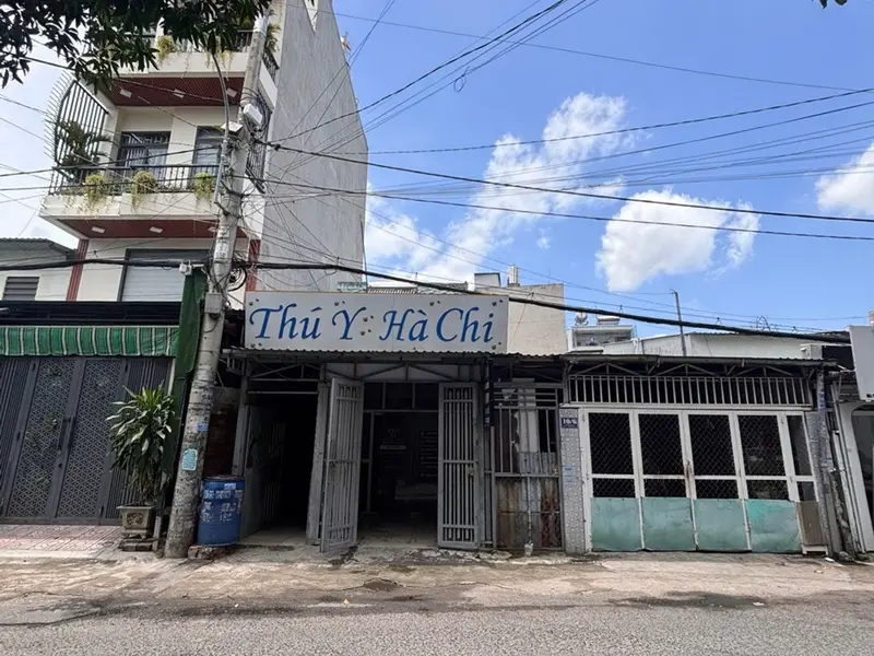 Nhà rộng mặt tiền Tân Chánh Hiệp, tiện nghi đa năng... Bán nhà riêng tại Trung Mỹ Tây, Hồ Chí Minh 01