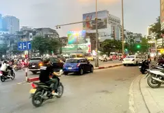 Bán nhà mặt phố lô góc, vỉa hè rộng tiện kinh doanh... Bán nhà mặt phố tại Văn Miếu - Quốc Tử Giám, Hà Nội 03