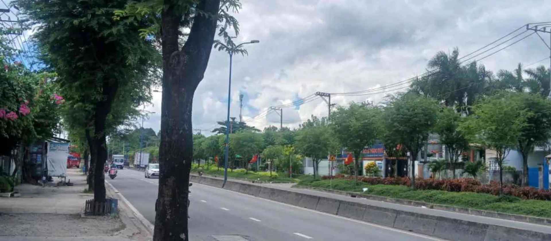Đất mặt tiền Trần Văn Giàu, tặng nhà 2 tầng, tiện kinh doanh... Bán đất tại Tân Vĩnh Lộc, Hồ Chí Minh 01